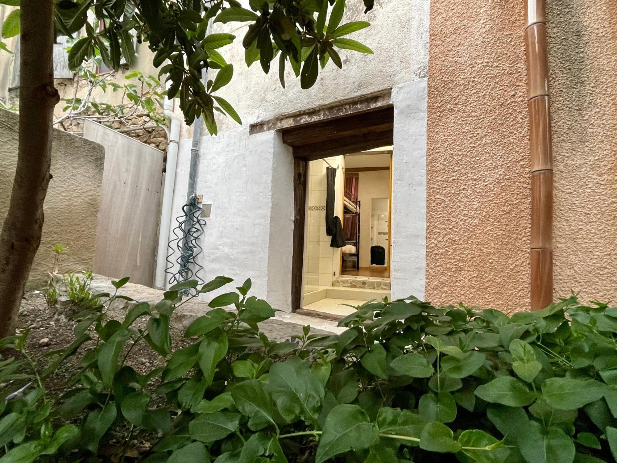 Chambre Le 40 Marches Cucugnan Exterior foto